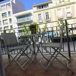 Queens 1a Апартаменты *