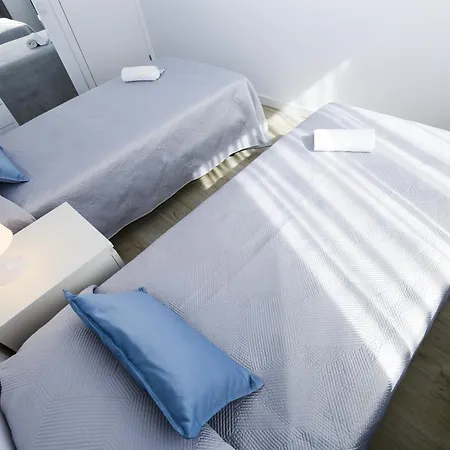 Apartment Queens 1a *