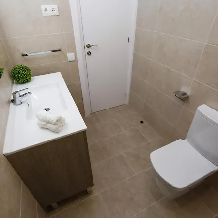 Apartment Queens 1a *